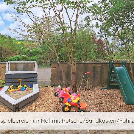 Hofgut Eveshausen - Das Ferienhaus In Der Natur Fuer Familien Und Gruppen Dommershausen Dış mekan fotoğraf